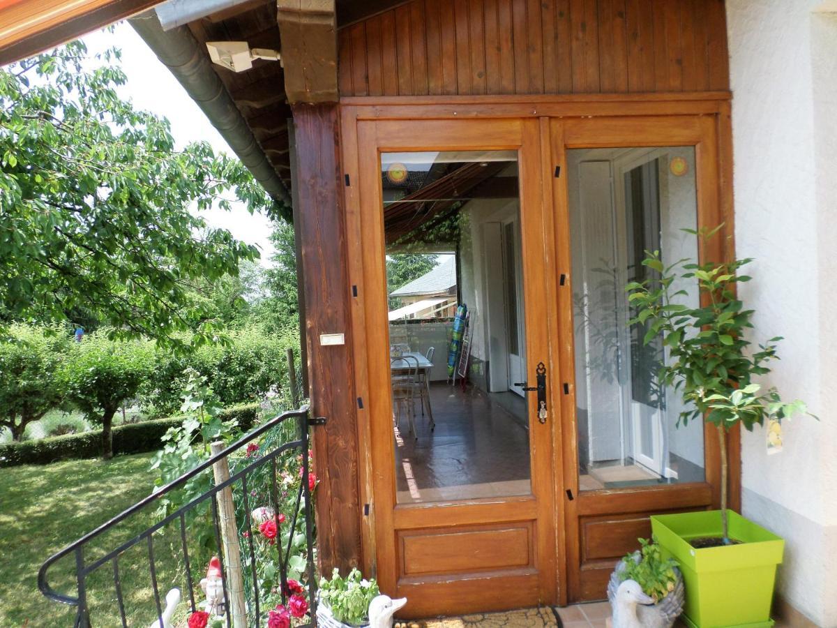 Maison avec véranda proche du centre ville Rignac  Extérieur photo