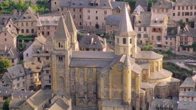 Maison avec véranda proche du centre ville Rignac  Extérieur photo